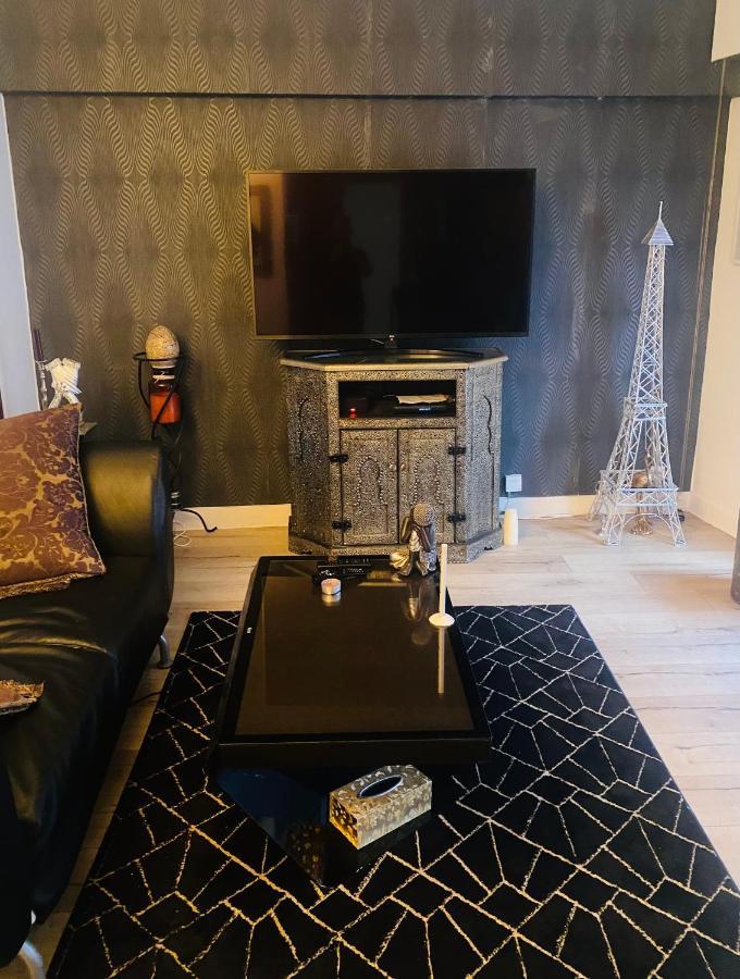 Au Pied De La Tour Eiffel Trocadero Apartment Paris Luaran gambar